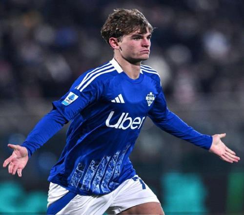 尤文官方公,雷纳托,韦加右腿股,开云体育,开云体育官网,开云体育app,开云体育平台,KAIYUN,SPORTS,kaiyun登录入口